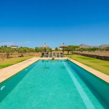 Mosca, Garden And Swimming Pool Close To